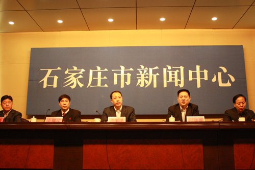 石家庄市中级人民法院审监庭庭长的家在哪?谢