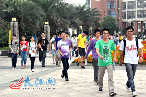 2012江西师大历史系江西考生文科录取分是多