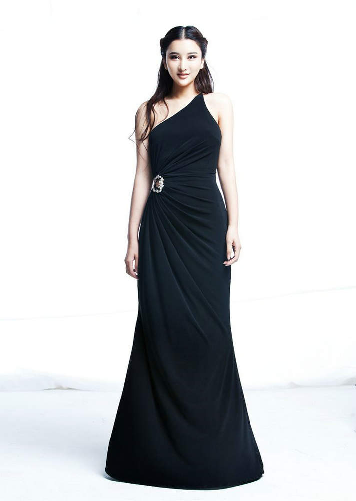 <em>漂亮女医生给我</em>高潮,与<em>漂亮女医生</em>唐岚做爱,与