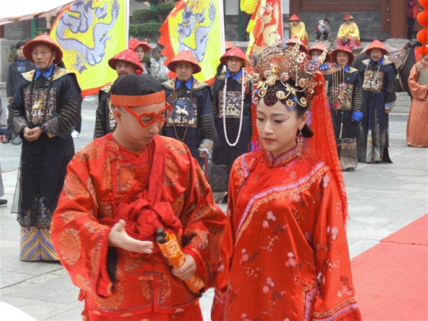 《公主回宫》开机+邓建国回应新恋情:喜欢年轻