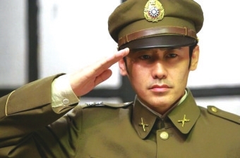 柳云龙 谍战剧之父?我还想当小鲜肉