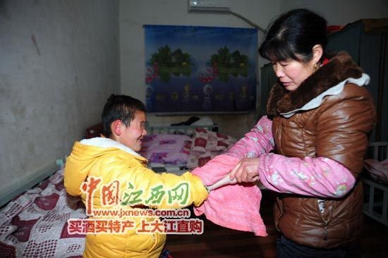 饶梅香被誉为“最美妈妈”(本文图片均由记者喻云亮摄)