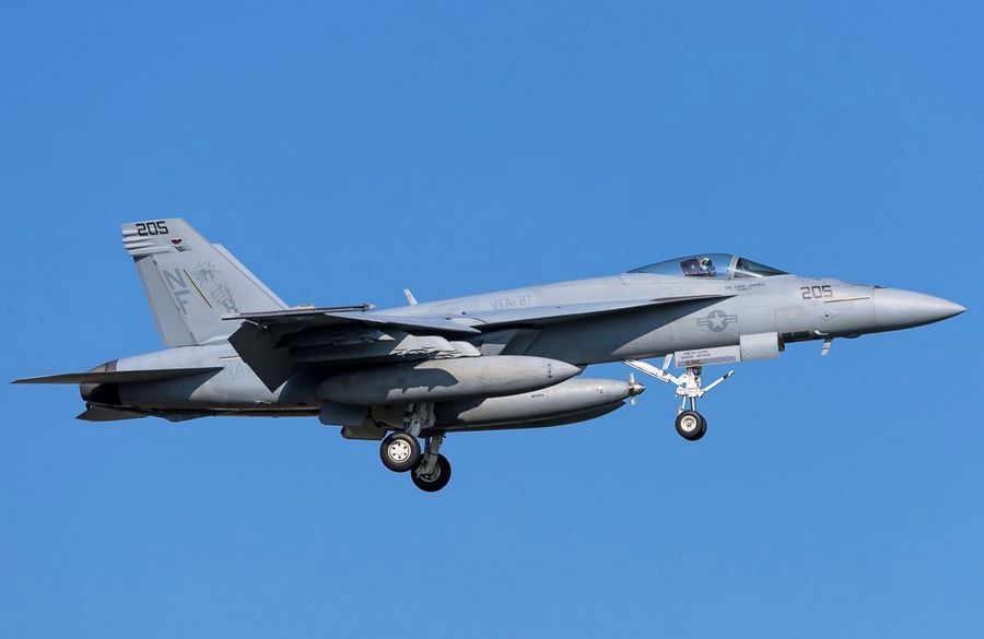 美国f/a-18e/f"超级大黄蜂"战斗机