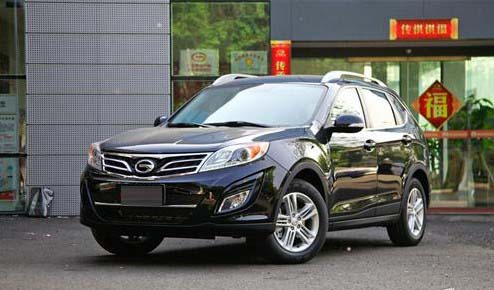 汽车  缺点:价格范围太宽泛,车型定位模糊,品牌知名度不足