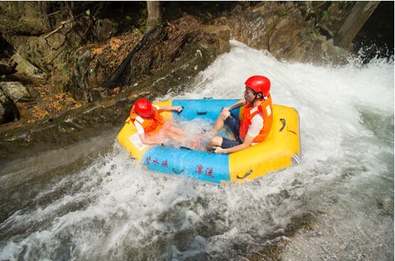 与浪共舞 广州碧水峡高山漂流体验攻略_广州频道_凤凰网