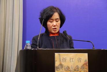 图:开化县委书记鲍秀英.图:海盐县委书记沈晓红.