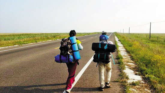 七成大学生爱“穷游”一趟旅费不到4000_辽宁频道_凤凰网