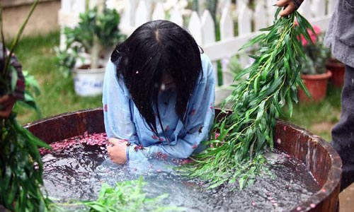 陈德容演悲催媳妇受虐挨打