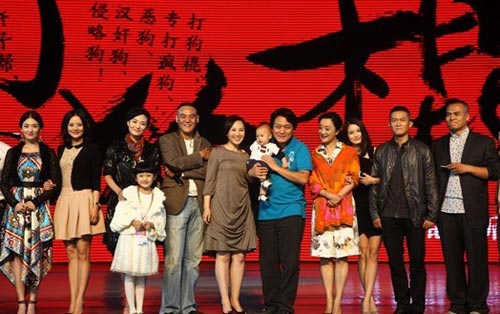 《打狗棍》造势 巍子或将暂别硬汉形象(图)