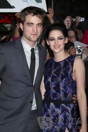 模范男友:<em>robert+pattinson</em>