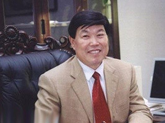 商院关注:中国9大富豪自杀背后真相_教育频道_凤凰网