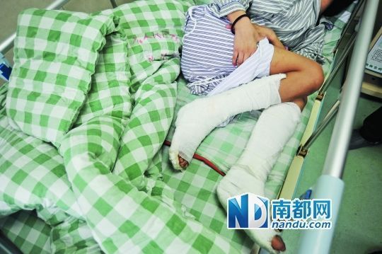 小学生被冤偷钱跳楼续：校长辞职老师被开除