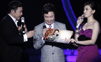 [高清]深圳卫视跨年音乐季唱响 七大巨星送祝福