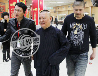 独家：央视蛇年春晚彩排后台探访