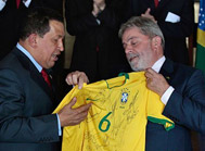 巴西总统赠送球衣