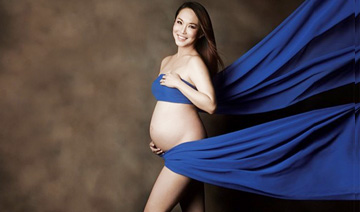新加坡第一美女拍大尺度孕照