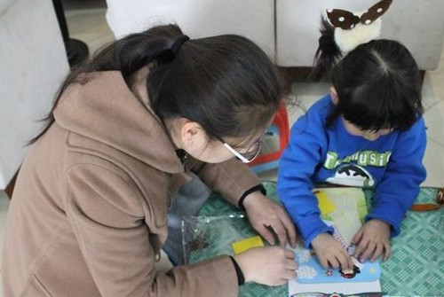 和平时光贴画创意diy活动