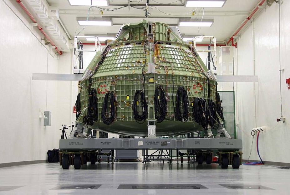 美国下一代宇宙飞船"猎户座"曝光 年底试飞