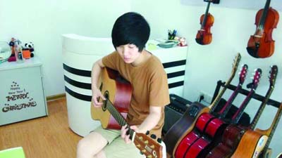 朱佳文:青春献给音乐 为梦想不愿妥协