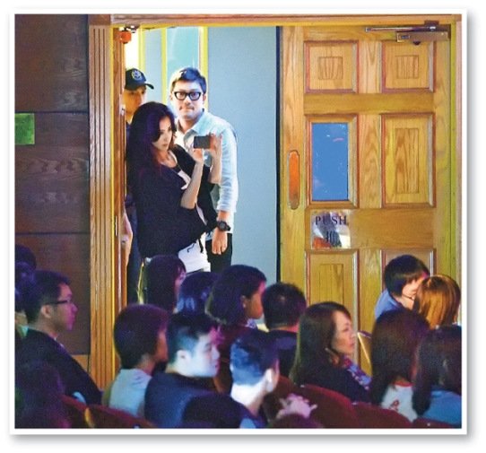 张柏芝孤独庆33岁生日 长发披肩似少女(图)