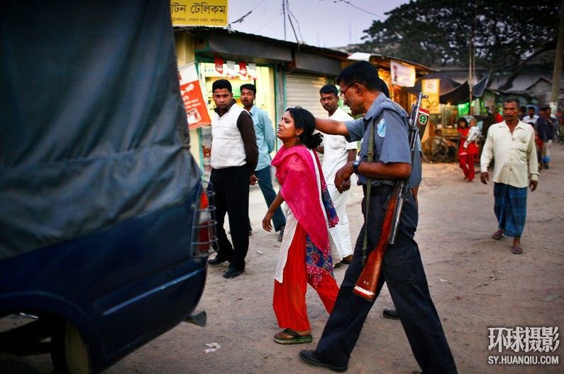 雏妓的眼泪:孟加拉国未成年少女被卖妓院抵债