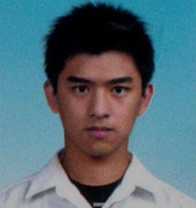 “大仁哥”18岁旧照曝光 目光炯炯帅气逼人(图)|陈柏霖|帅气_凤凰娱乐