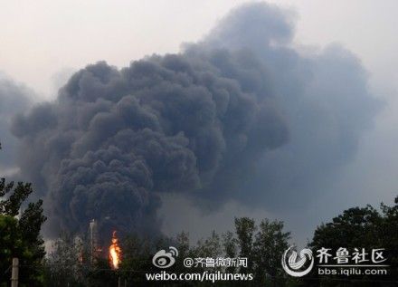 山东鲁西化工厂爆炸 临近村庄撤离(图)