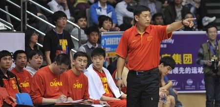 王怀玉将顶替范斌出任国奥主帅 曾执教U19男