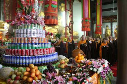 佛教盂兰盆节:供养僧众 超脱先人罪孽