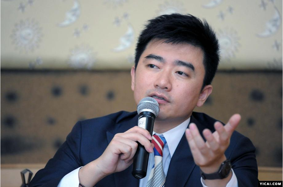 芮成钢与大人物的故事