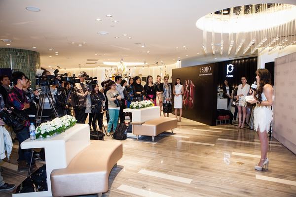 哪个网站买奢侈品 纪梵希是奢侈品吗 奢侈品论