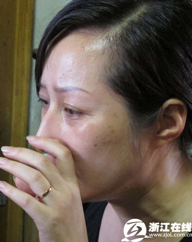 乘客自发前往吴斌灵堂吊唁 六旬老人跪谢恩人_资讯频道_凤凰网