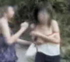 女生被同学强脱内衣侮辱