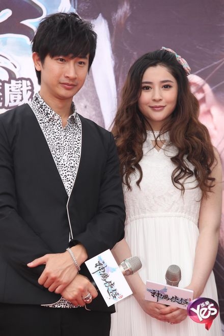 <em>小龙女李心艾</em>新年求桃花 神奇姐姐也恨嫁_陕西