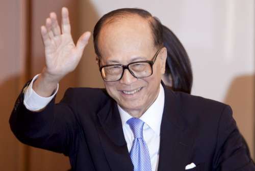 李嘉诚向淡马锡售屈臣氏25%股权价440亿港元