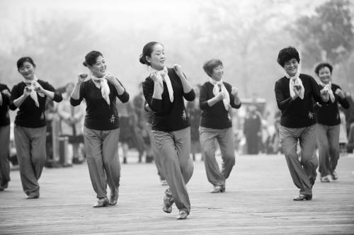 中国广场舞联合会每年创编700多个舞曲