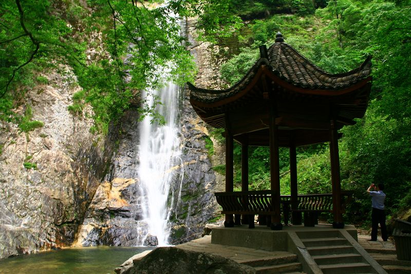 228元起 白马大峡谷、天堂寨2日游