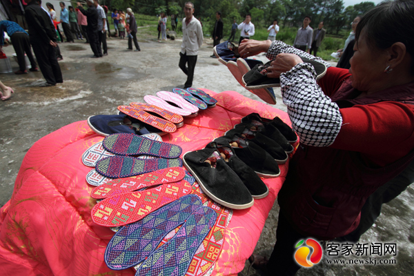 赣州于都:花轿 唢呐 客家婚礼再现传统习俗