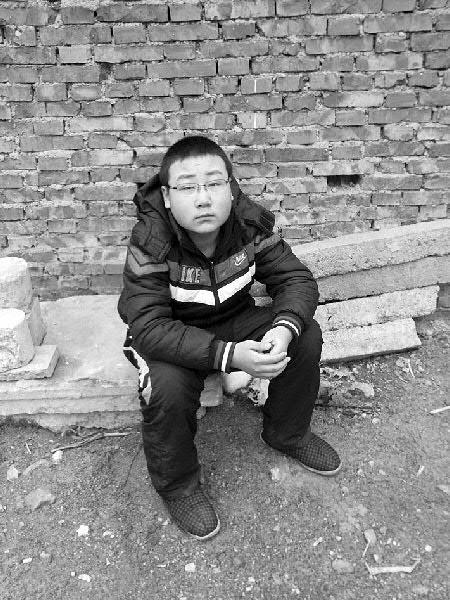 兄弟头像两人_5个人的兄弟头像_兄弟两人每年收入