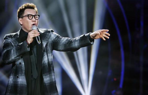 The One郑淳元彩排流鼻血 新年目标:用中文演