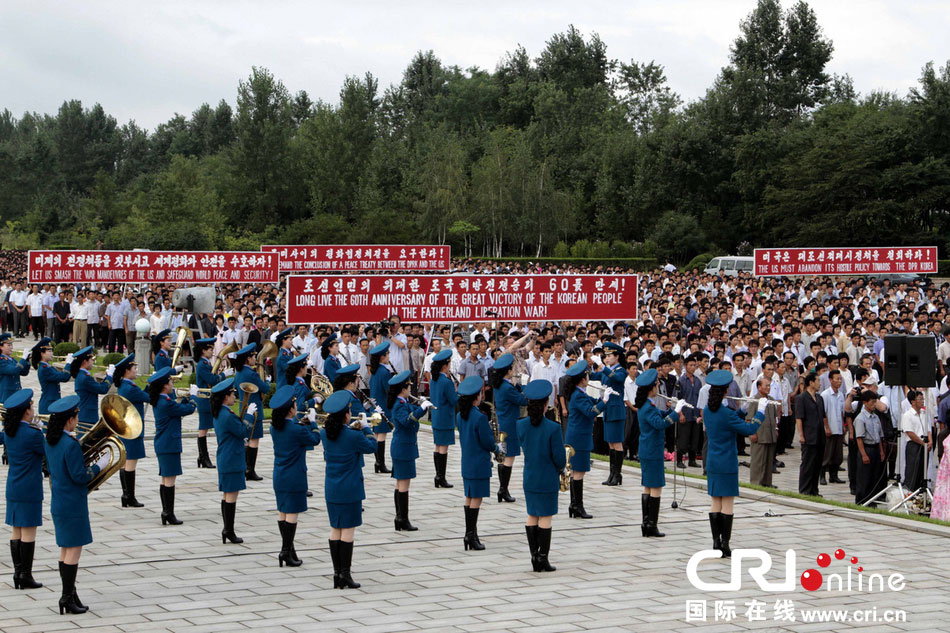 <em>朝鲜阅兵</em>中的<em>美女</em>_<em>朝鲜阅兵美女</em>,朝鲜阅兵军乐