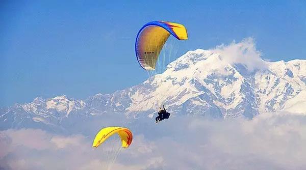 自由飞翔的天空 rdn_54f8109ca1f29.jpg