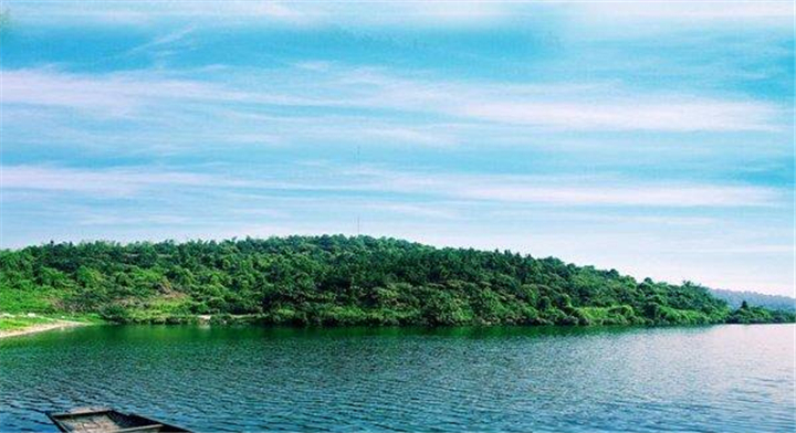 盐城:秀美金沙湖 中国第一淡水沙滩浴场