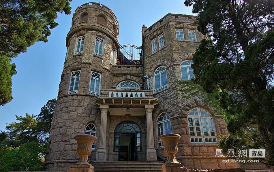 花石楼:典型的欧洲古堡式建筑风格