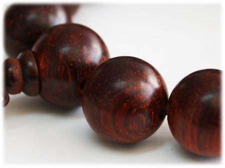 18毫米老料小叶紫檀手珠