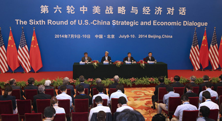 中美两国承诺加强宏观经济政策沟通与合作