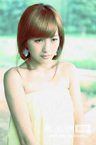 包文婧演绎奇女子图片