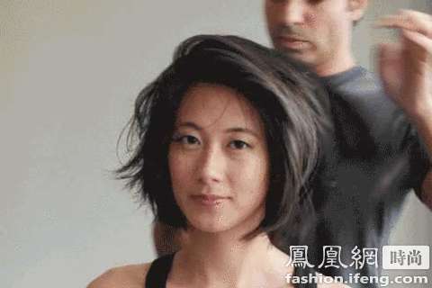 不想<em>头发</em>扁<em>塌塌</em> 5步打造丰盈造型_海南频道_凤