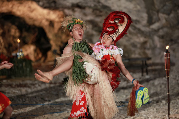 Angelababy唐嫣任导游 《跑男》塞班特辑李晨