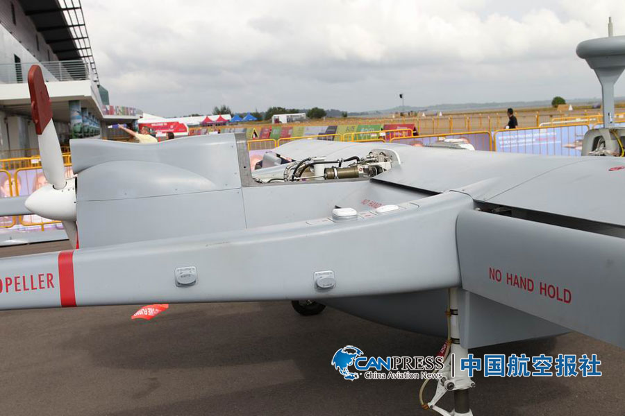 新加坡航展:以色列著名的“苍鹭”无人机亮相_军事频道_凤凰网